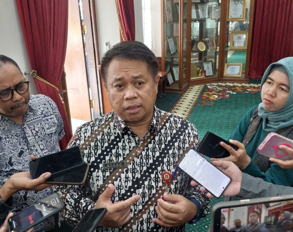 SRRL Surabaya Raya Pakai Double Track At Grade, Bukan Jalur Layang