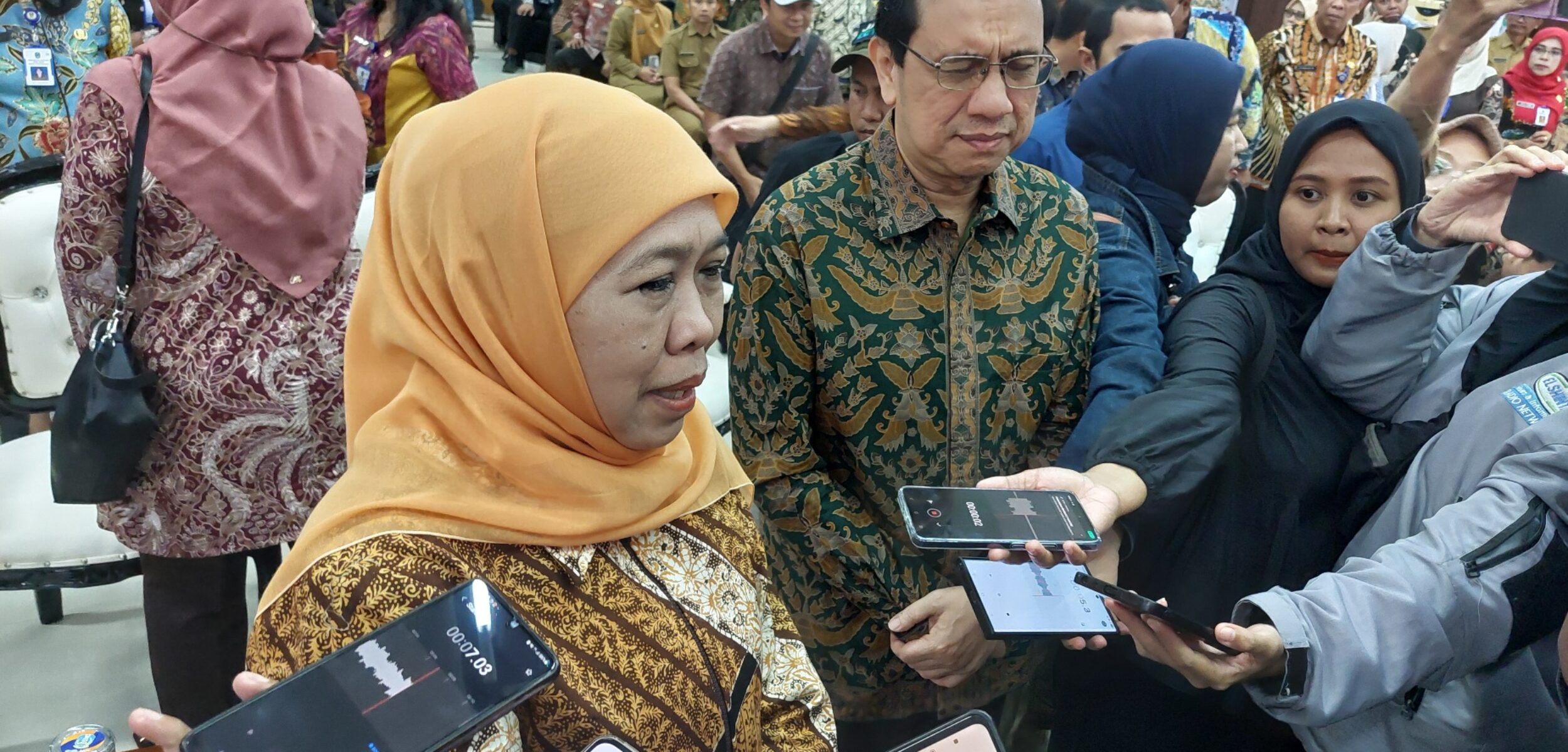 Wali Kota Madiun Terjaring OTT KPK, Khofifah: Kita Serahkan ke Proses Hukum