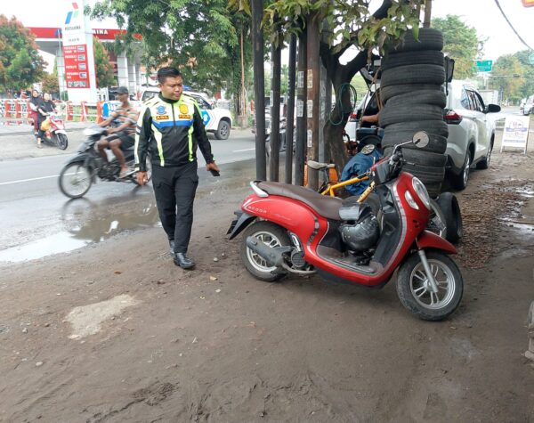 Kecelakaan Lalu Lintas Motor Seruduk Mobil di Jombang, Berikut Kronologinya