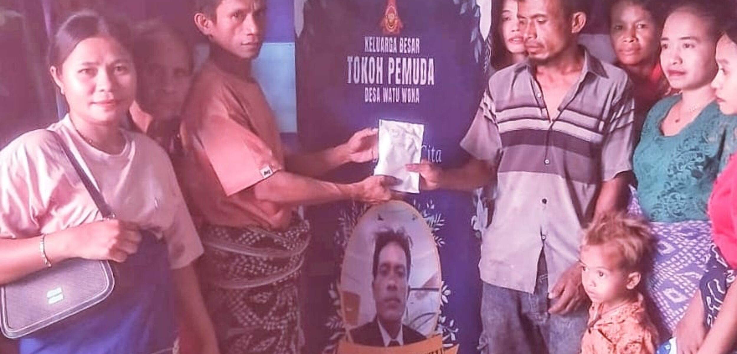 Solidaritas pemuda desa Watu Wona. (Redaksi/kabarterdepan)