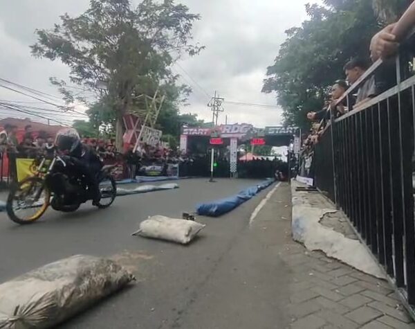 Arena dragbike Jombang Cup 2026 Polres Jombang. 