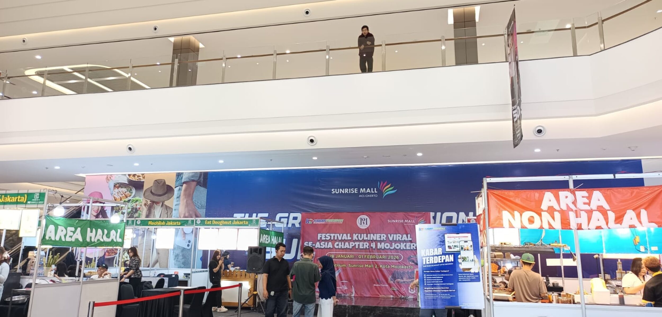 Festival Kuliner Viral Se Asia Ramaikan Sunrise Mall 2 Mojokerto. (Ezra/kabarterdepan.com) 