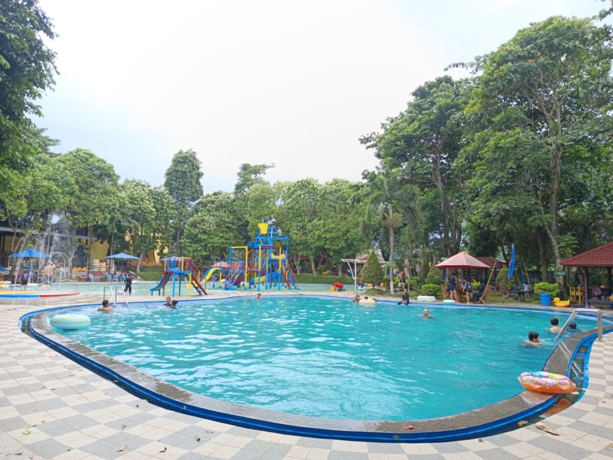 Wisata Air Bale Kambang