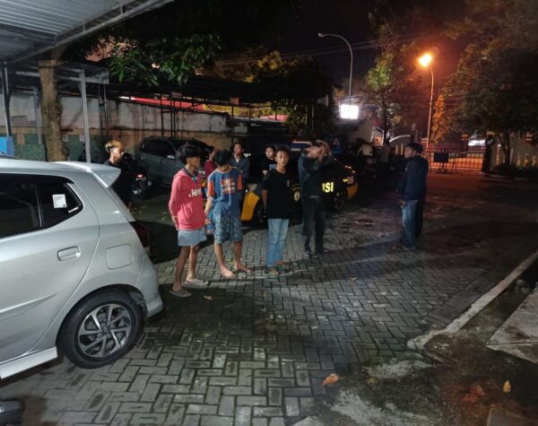 Sejumlah pelajar diamankan saat sedang melamukan aksi tawuran di Jalan Parasamya, Beran, Sleman, Tridadi