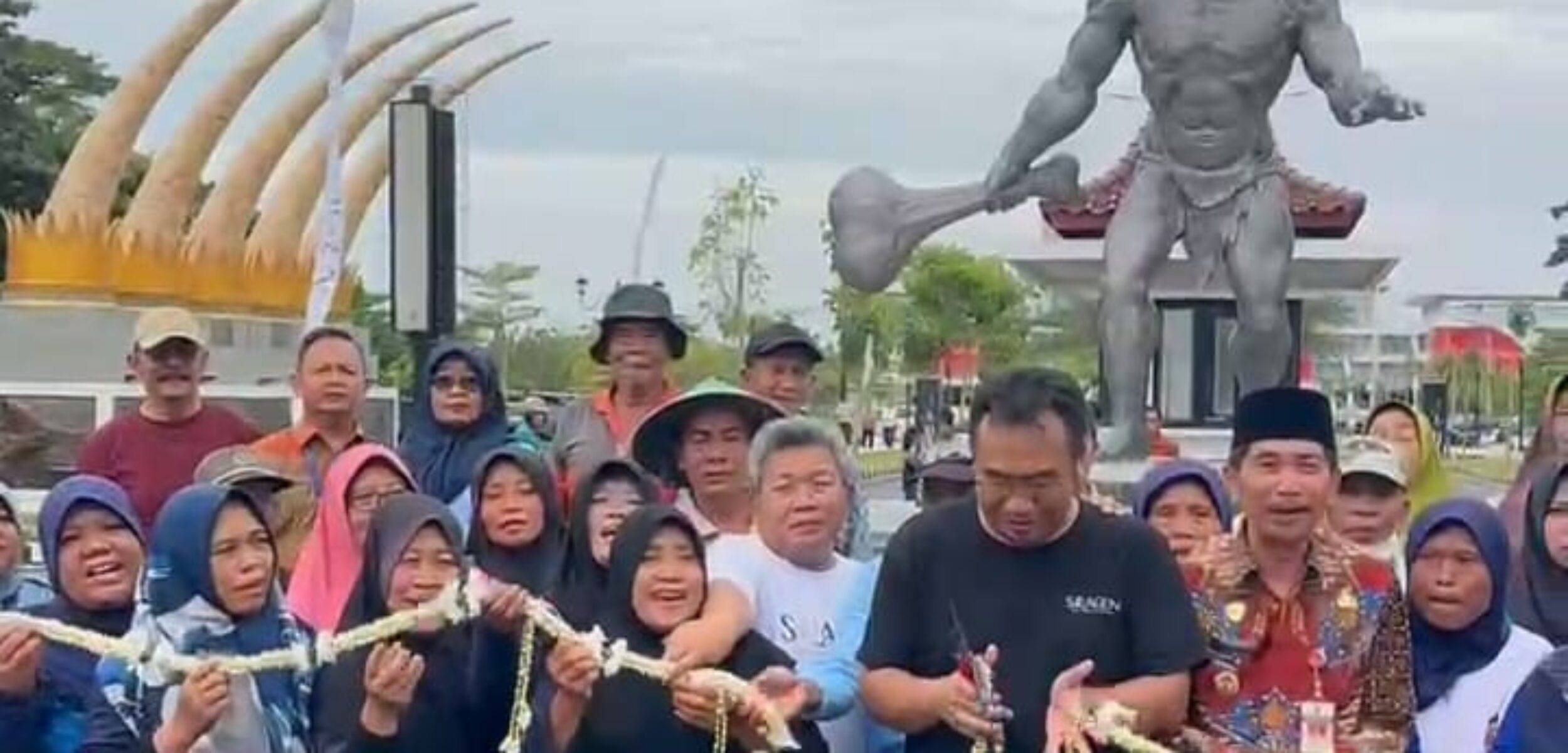 Di Balik Peresmian Fasilitas Megah Pemkab Sragen, Hak Pekerja Belum Tuntas