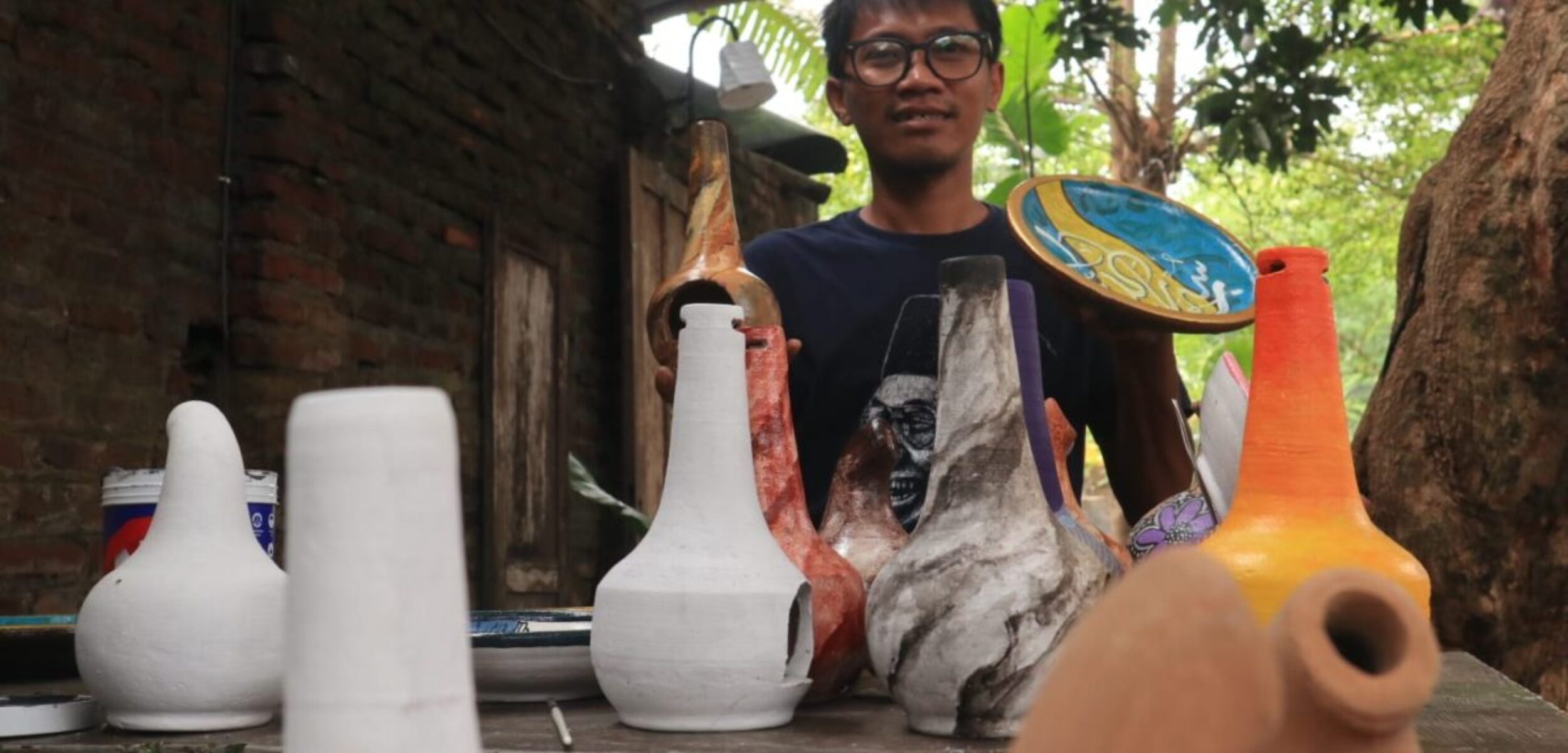 Modal 50 Ribu, Pria Jombang Sulap Gerabah Jadi Dekorasi Estetik