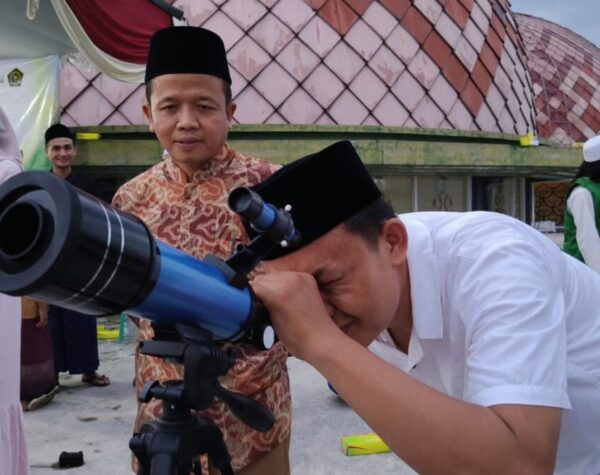Hasil Rukyatul Hilal di Masjid Agung Darussalam Mojokerto