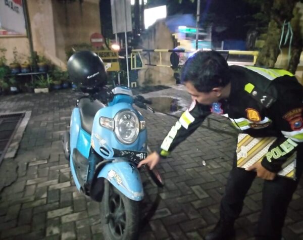 Kecelakaan Jalan Gudo Jombang, Lansia Terluka Diseruduk Motor
