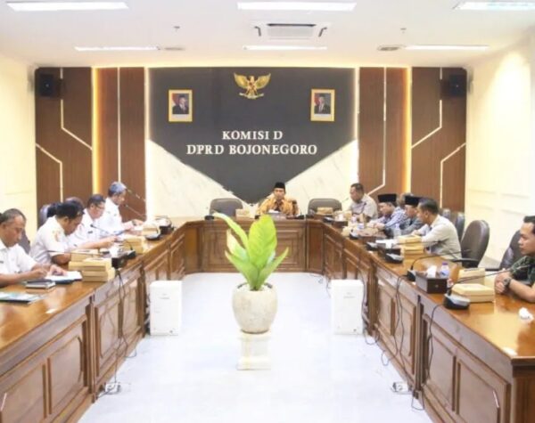 IMG 20260220 WA0312 1 Komisi D DPRD Bojonegoro Soroti Kinerja DLH dan Dishub Tahun 2025