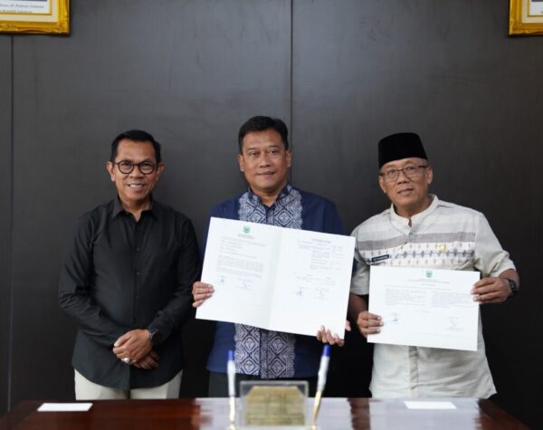 Komitmen Birokrasi Bersih dan Transparan, Wali Kota Batu Pimpin Penandatanganan Perjanjian Kinerja dan Pakta Integritas Tahun 2026