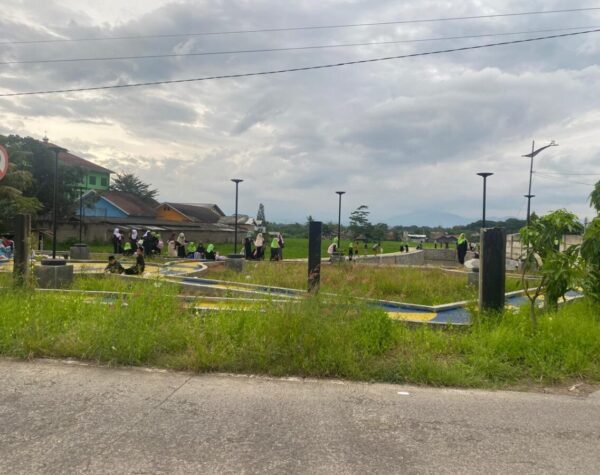 Embung Pasar Ciranjang Disulap Jadi Wisata Favorit Warga Cianjur