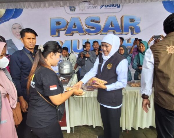 Gubernur Jatim Hadiri Pasar Murah Ramadan di Kota Mojokerto, Warga Antusias