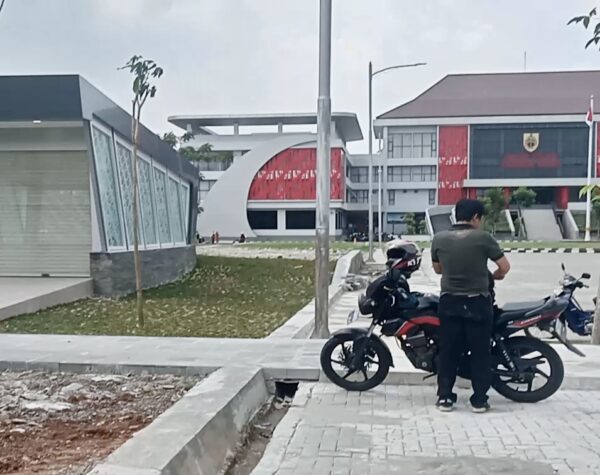 Di Balik Proyek Strategis Pemkab Sragen, Upah Subkontraktor Belum Tuntas Dibayar