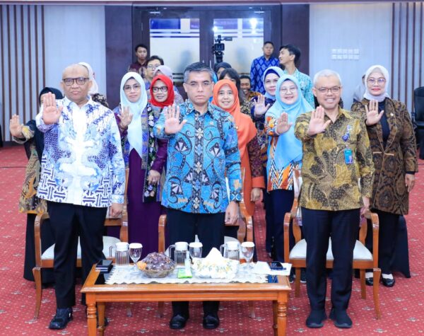 Menaker Yassierli: Integritas Bukan Slogan, Harus Jadi Budaya Kerja Harian di Kemnaker