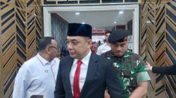 Pemkot Surabaya Fokus Bantu Warga Miskin, Eri Cahyadi Imbau Warga Mampu Bayar BPJS Sendiri