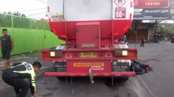 Truk Tangki Terjang Pemotor di Embong Miring Denanyar Jombang, 1 Orang Meninggal Dunia