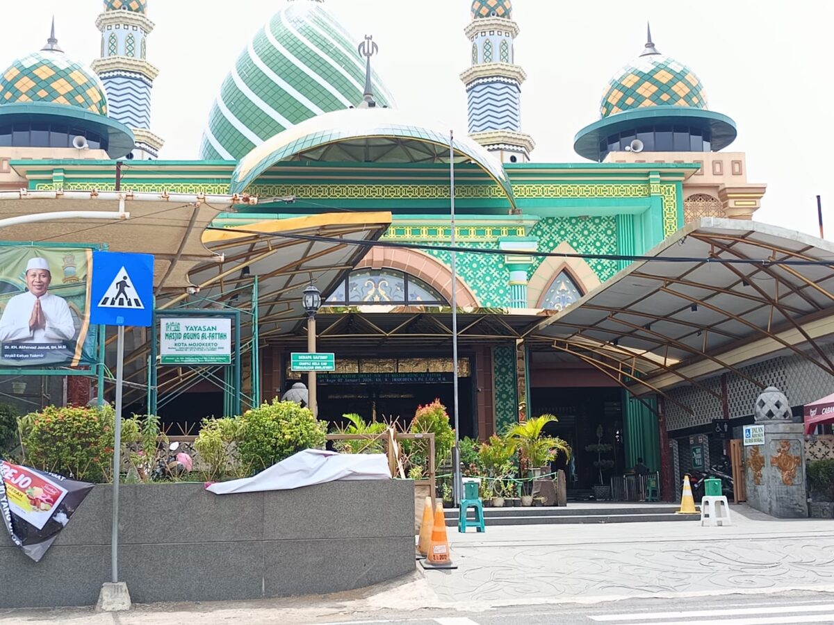 Masjid Agung Al Fattah