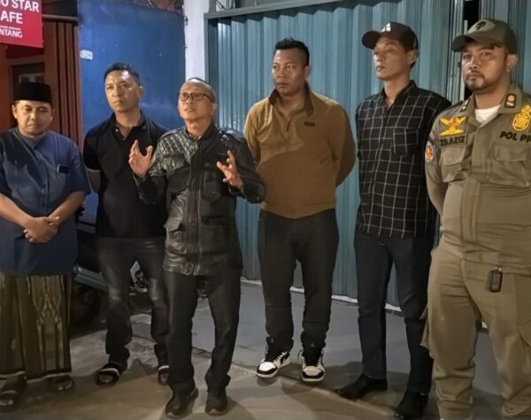 Nekat Buka Saat Ramadan, 15 Kafe Pasar Bintara Bekasi Barat Ditutup Paksa