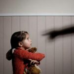 Predator di Balik Atap Rumah: Ayah Tiri di Mojokerto Terancam Kebiri Kimia dan Maksimal 15 Tahun Penjara