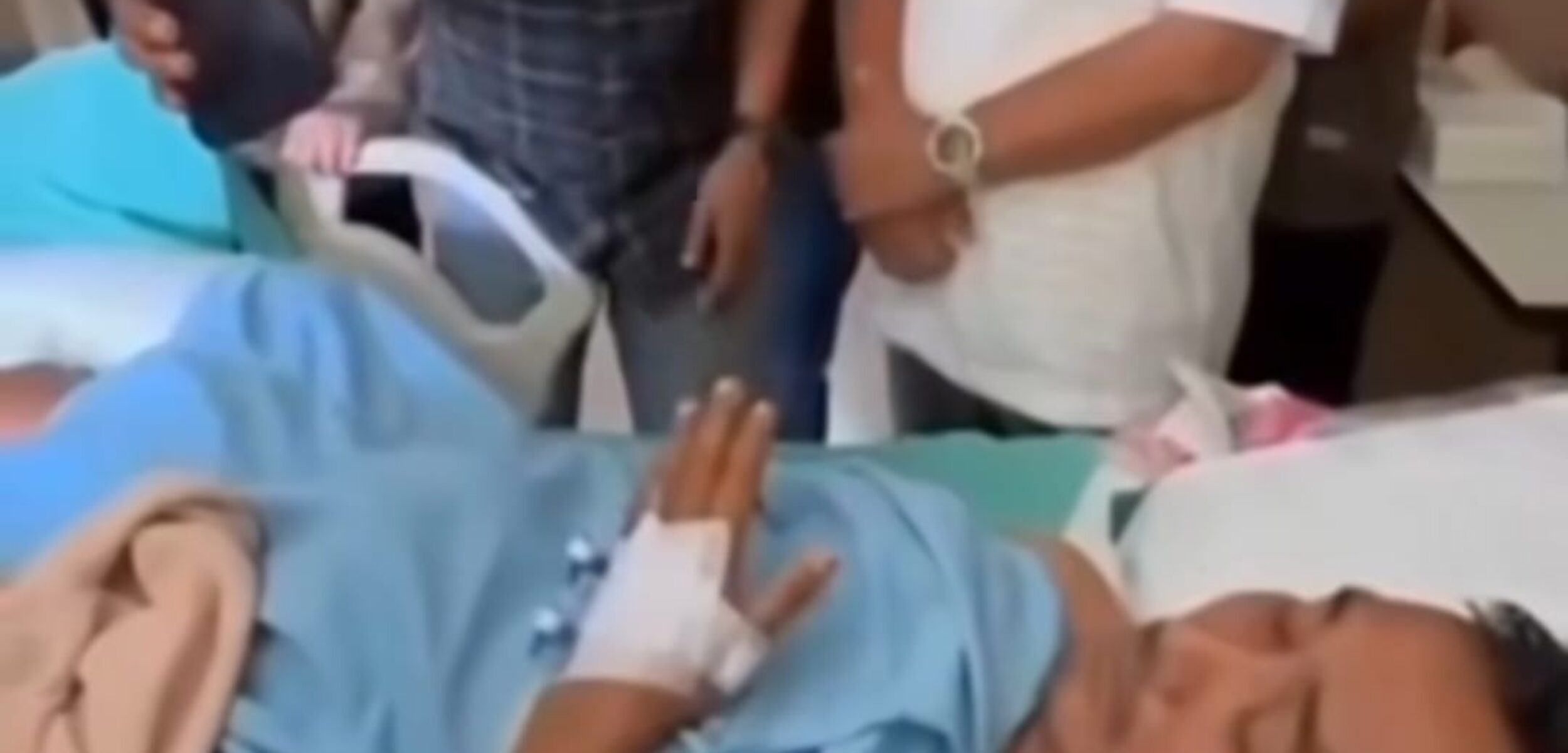 IMG 20260303 WA0132 1 Abdullah, pengendaraan motor saat telepon dengan bos rokok HS sekaligus pengendara Harley Davidson, Muhammad Suryo usai mengalami kecelakaan di Temon, Kulon Progo, Selasa (3/3/2026). (Instagram/@andreli_48)