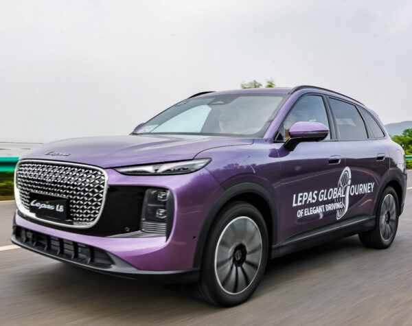 LEPAS L8: Jawaban Mobilitas New Energy Vehicle di Tengah Tantangan Musim Hujan